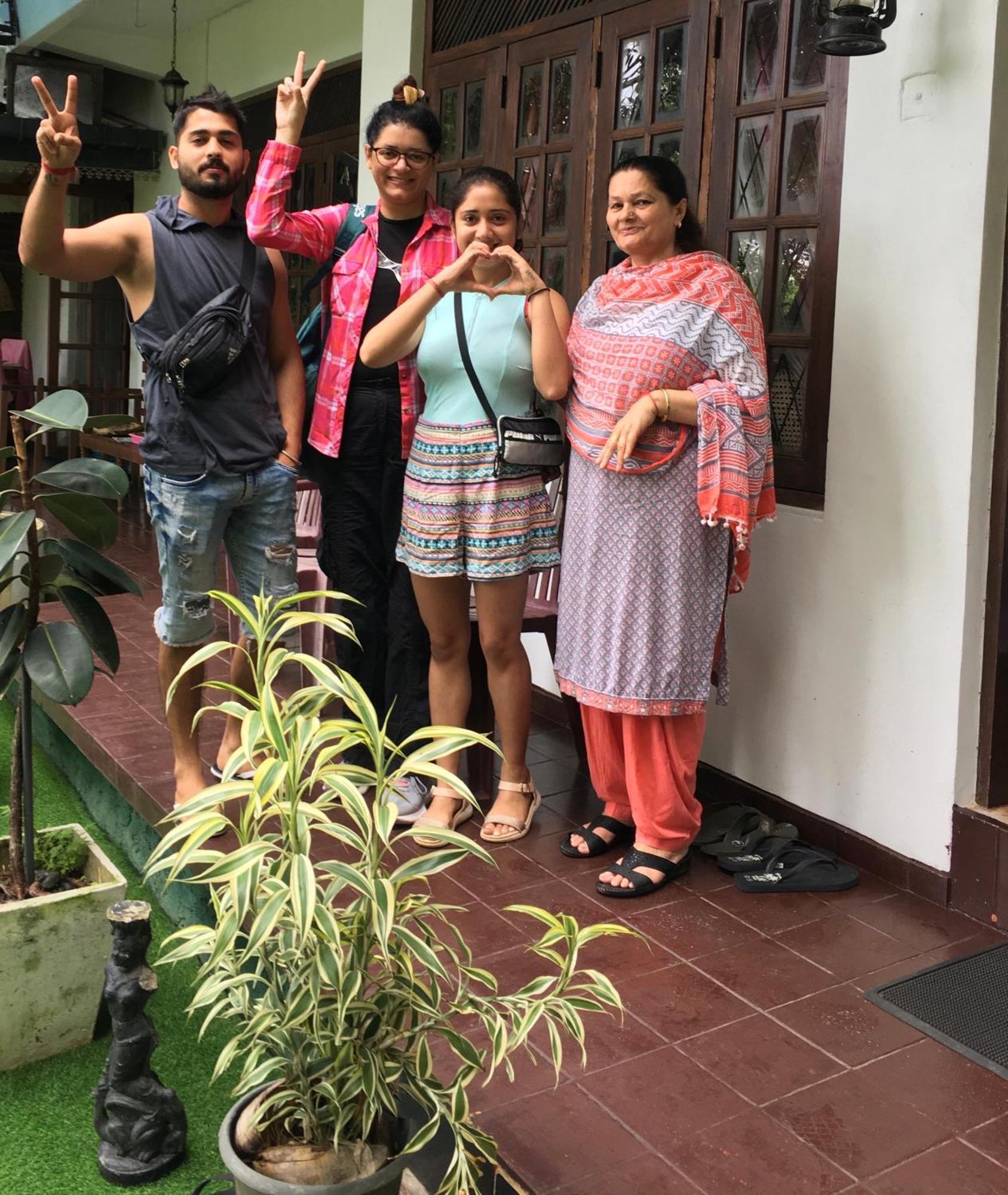 Villa25 Homestay Free Pick Up From The Centre Kandy Exterior foto