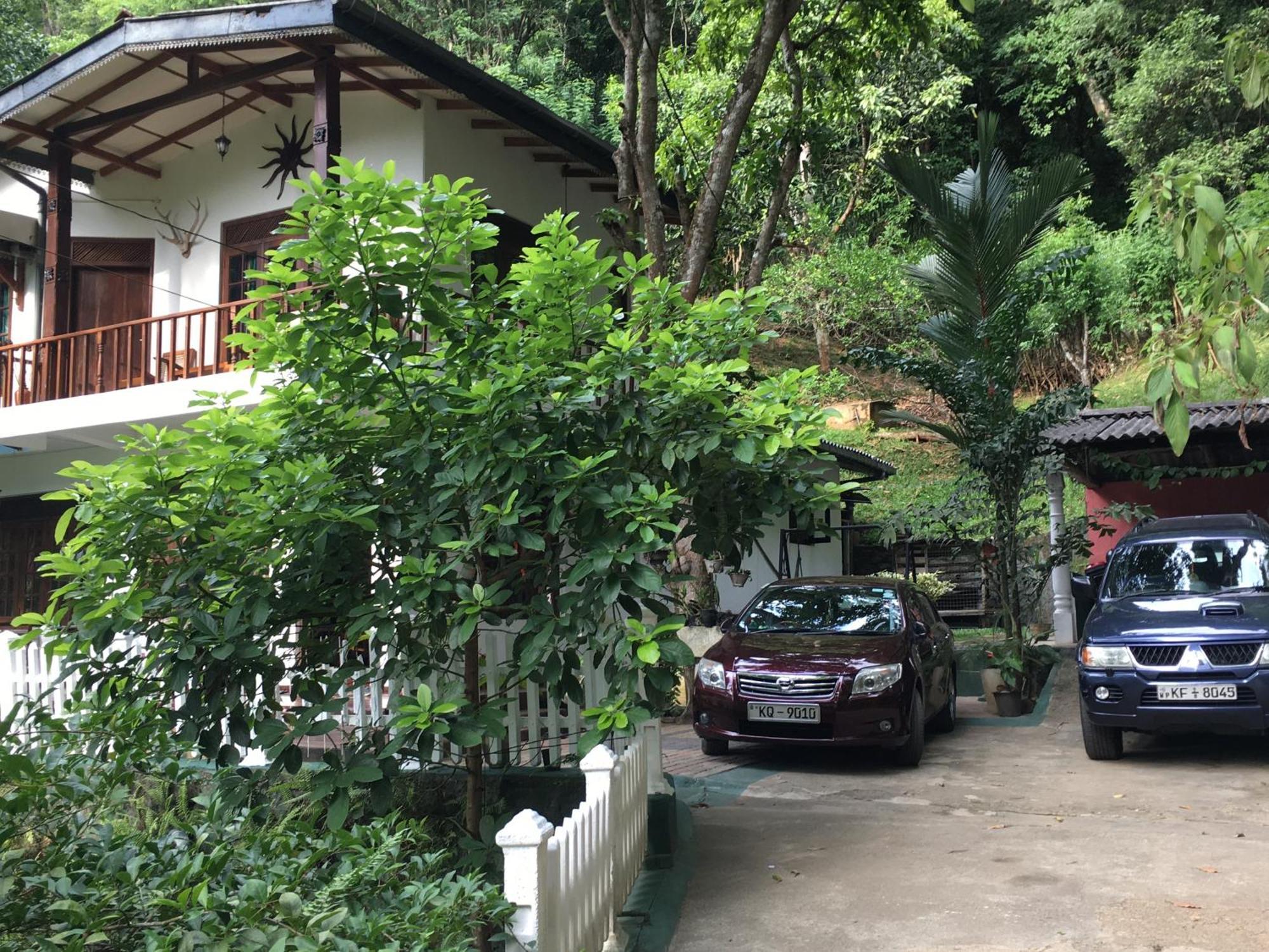 Villa25 Homestay Free Pick Up From The Centre Kandy Exterior foto