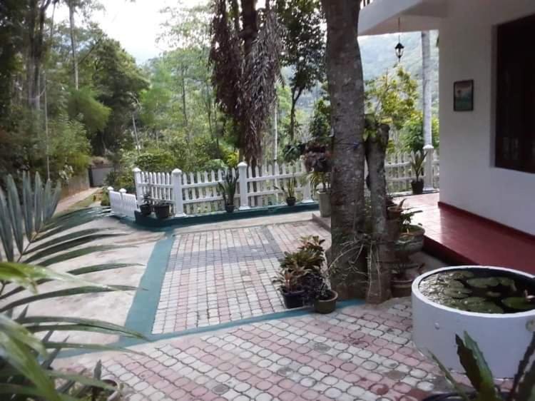 Villa25 Homestay Free Pick Up From The Centre Kandy Exterior foto